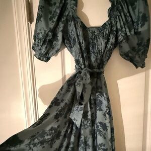 Elegant Green Floral Dress